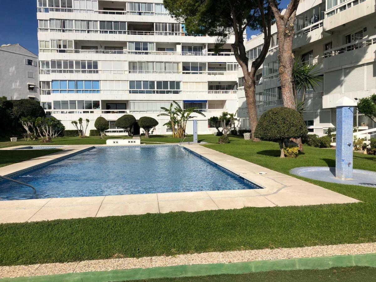 Apartamento Los Cisnes Benalmadena Exterior photo